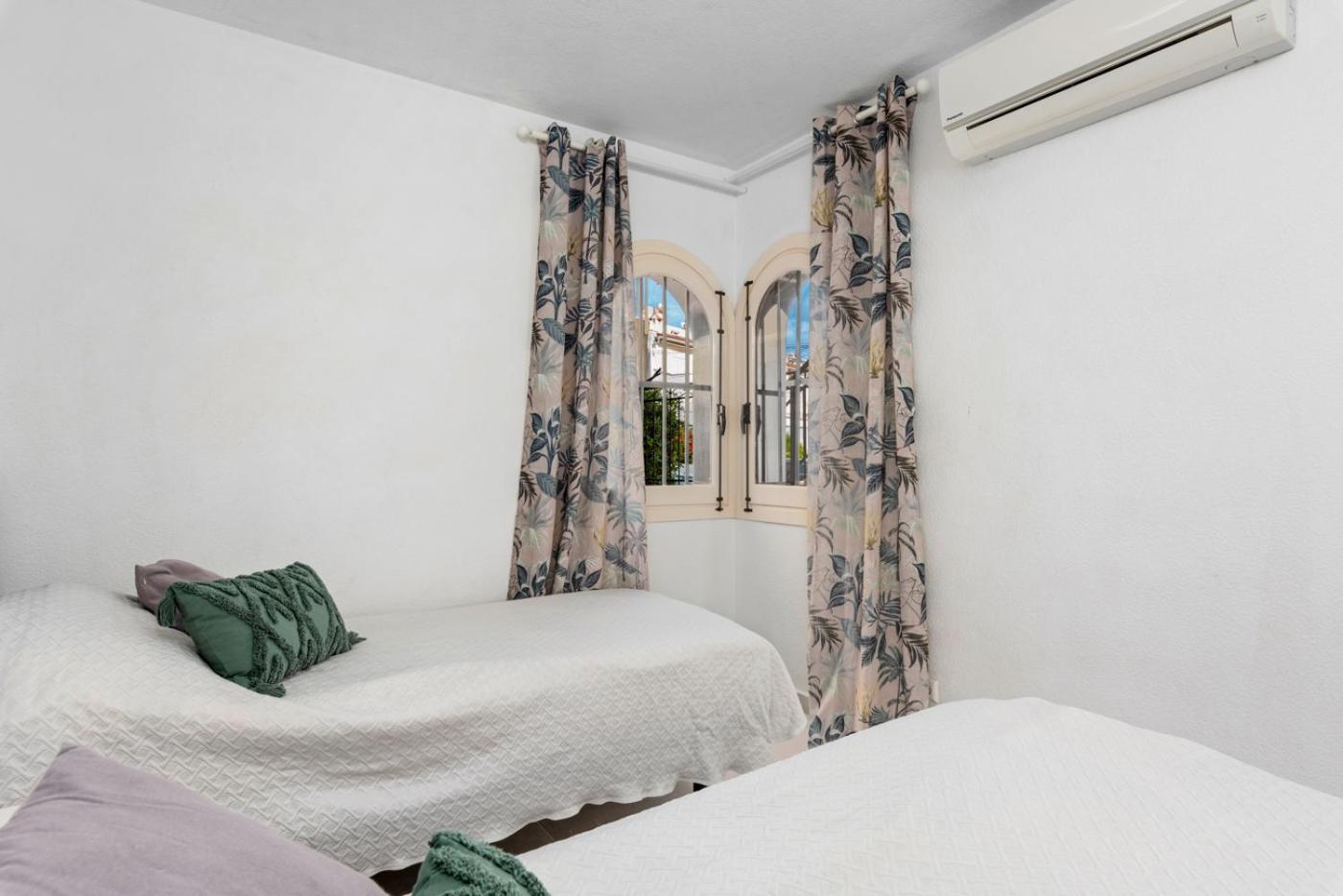 Sea 350M Seaview Apartment Torre Del Moro 拉马他 外观 照片